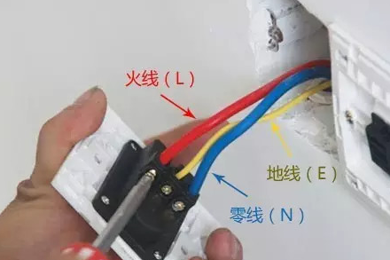 涨停揭秘 | 世运电路首板涨停，封板资金3829.41万元